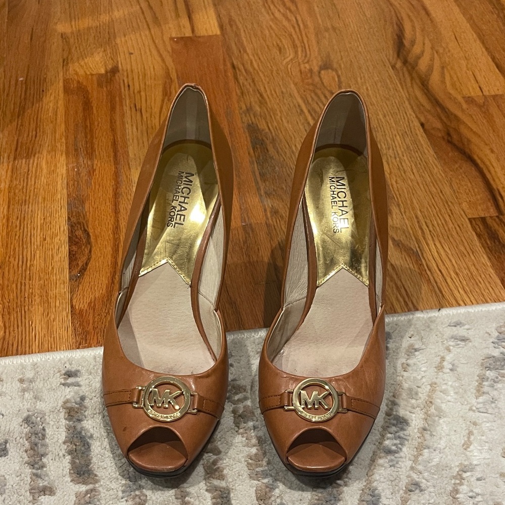 Michael Kors Brown Peep-Toe Heels